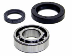 Repair kit for flywheel casing suitable for Volvo Penta